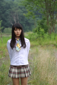 Thumnail / 0 / 23 / 53