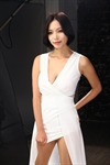 Thumnail / 1 / 10 / 92