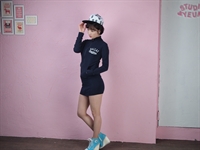 Thumnail / 1 / 14 / 76