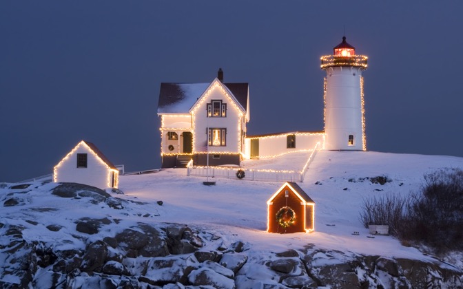 christmaslighthouse
