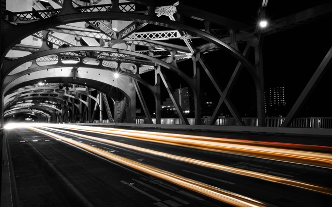 sacramentotowerbridgepassing