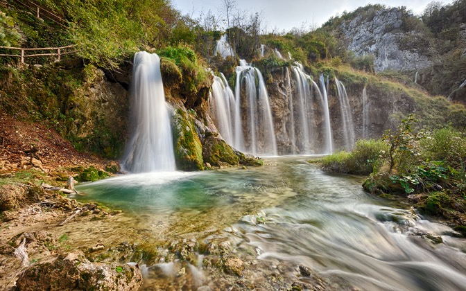 plitvicesecretwaterfall