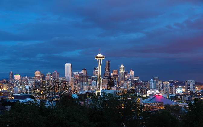 downtownseattleatdusk