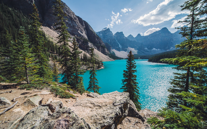sunnydayovermorainelake