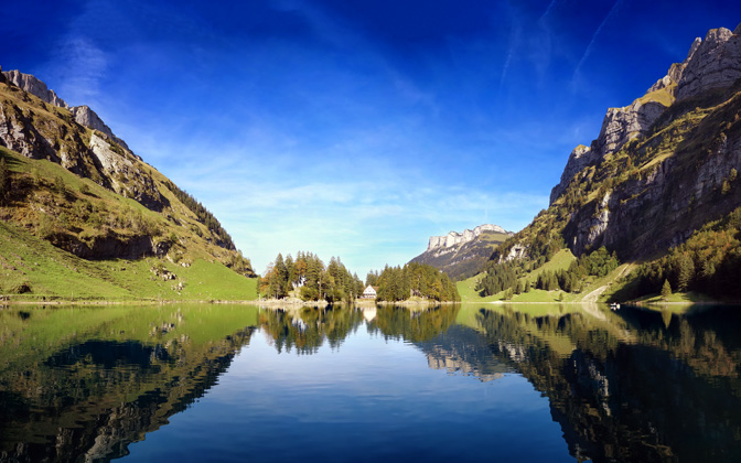seealpseelatesummerinswitzerland