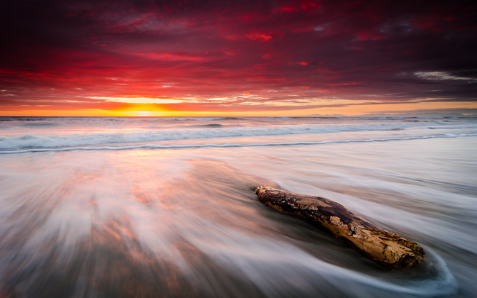 firstlightleithfieldbeach