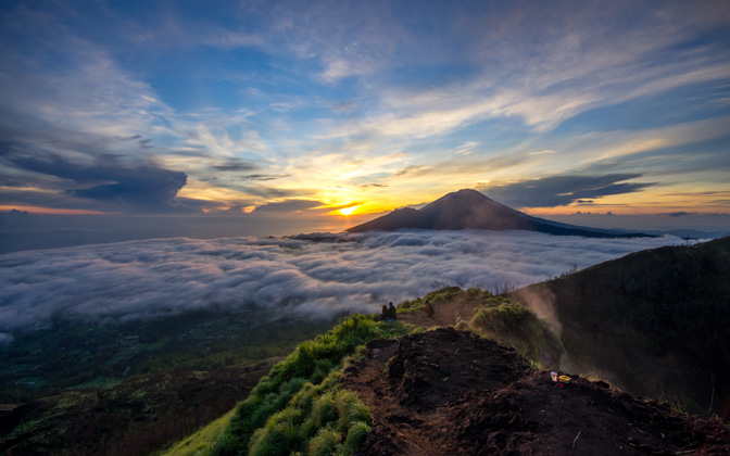morningsunongunungbatur